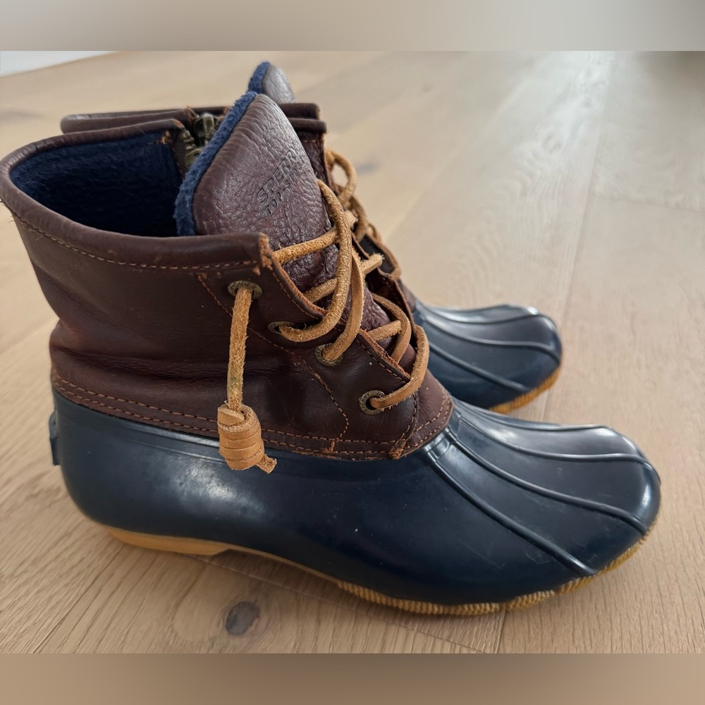 Sperry Topsider Women's Saltwater Core Boot - Size 5.5 - Picture 4 of 6